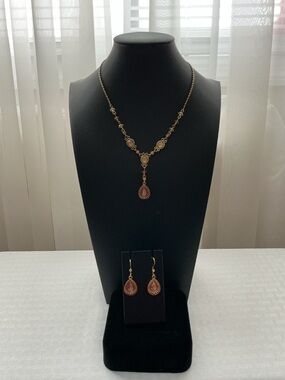 Avon Vintage Antique Gold Tone Necklace and Earrings Set